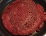 A picture of step 6 of Pink/Beetroot Chilla.
