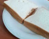Foto langkah ke 2 dari resep Roti Panggang Coklat Keju.