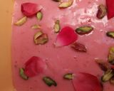 રોઝ મિલ્ક પુડિંગ (Rose milk pudding recipe in gujarati) રેસીપી સ્ટેપ5ફોટો