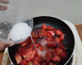 Foto langkah ke 3 dari resep Es stroberi.