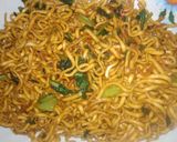 Foto langkah ke 2 dari resep Mi goreng sederhana.