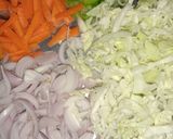 A picture of step 2 of Hakka Noodles.