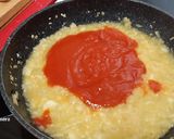 Foto del paso 5 de la receta: Calabacín relleno de Frankfurts