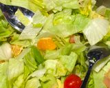 A picture of step 4 of Refreshing spring salad.
