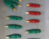 Foto del paso 9 de la receta: Dedos, manos y dentadura de brujas
