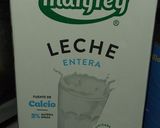 Foto del paso 1 de la receta: Licuado de leche y durazno 🍑🥛 Lindo para un día caluroso☀️🌡