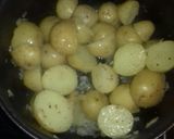 Foto del paso 4 de la receta: Papitas al perejil