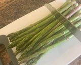 A picture of step 1 of Asparagus & Parma Ham.