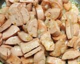 A picture of step 1 of Pasta with Sausage.