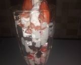 A picture of step 4 of Berry bomb Trifle.