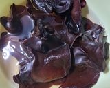Foto langkah ke 1 dari resep Sup Kimlo Jamur kuping.