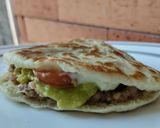 Foto del paso 6 de la receta: Sándwich de frijoles, aguacate y tomate🍅 en pan pita🫓🥪🥑