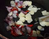 Foto langkah ke 3 dari resep Oseng Jipang,wortel & tempe.