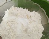 Foto langkah ke 2 dari resep Bolu pisang kukus.