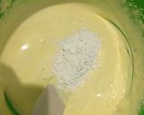 Foto langkah ke 3 dari resep Cake kuning telur.
