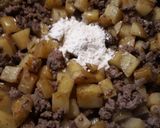 A picture of step 2 of Ground Beef and Potatoes.