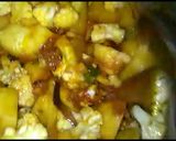 A picture of step 5 of ALOO ghobi.