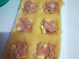 Sorrentinos, raviolones o ravioles de jamón y queso