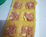 Foto del paso 3 de la receta: Sorrentinos, raviolones o ravioles de jamón y queso