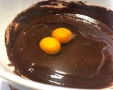 Foto langkah ke 2 dari resep Brownies muffin.