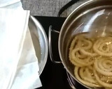 மணப்பாறை முறுக்கு ரெசிபி ஸ்டேப் 2 புகைப்படம்