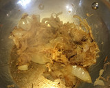 Foto del paso 1 de la receta: Pechuga de Pollo bañada en Limon y con Cebolla en Caramelo