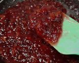 A picture of step 4 of Plum and apple Jam.