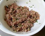 Foto langkah ke 2 dari resep Homemade meatballs.