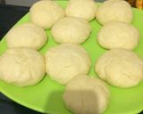 Foto langkah ke 3 dari resep Donat kampung tabur gula dencow.