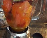 Foto del paso 2 de la receta: Pollo con nopales en salsa de guajillo