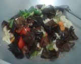 Foto langkah ke 2 dari resep Capcay jamur kuping.