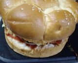 A picture of step 2 of Red sauce chicken sandwich 🥪 😋.