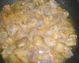 A picture of step 3 of Fry kaleji.