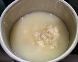 A picture of step 1 of Vegetarian Bún Riêu.