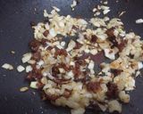 Foto del paso 2 de la receta: Carne de lomo biche a la boloñesa con tocineta