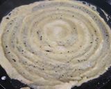 A picture of step 3 of Stuffed paneer Chilla.