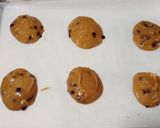 A picture of step 5 of American Chocolate Chip Cookies.
