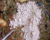 A picture of step 4 of Spring onion Sabji.