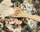 A picture of step 4 of My Spinach Ricotta Chicken Mushroom Pasta.