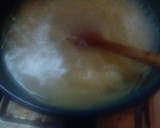 Foto del paso 3 de la receta: Espagueti con salsa a los cuatro quesos con salchicha