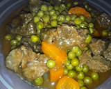 Foto del paso 8 de la receta: Ternera en salsa con guisantes y zanahoria
