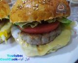 صورة لخطوة 2 من وصفة برغر الدجاج مع طريقة عمل الخبز 🍔🍔