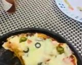 A picture of step 9 of Hot and spicy Beef cheesy pizza.