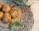 Foto del paso 4 de la receta: Sombreritos de hojaldre rellenos 🥟