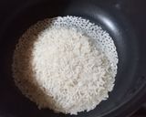 Foto del paso 1 de la receta: Arroz con choritos 🥘😋con y sin arvejitas 🤭