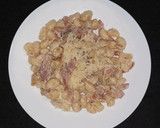Foto del paso 3 de la receta: Pasta tiburón🦈 o coditos a la carbonara