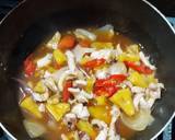 ปลาหมึกผัดสับปะรด วิธีทำสูตร 5 รูป