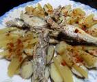 6 Ensalada Española De Papines, Sardinas Y Ajíes En Vinagre