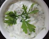 صورة لخطوة 6 من وصفة 🥗 سلطة الزبادي بالخيار 🥒🥒