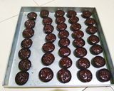 Foto langkah ke 3 dari resep Brownies cup mini kering.